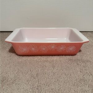 Vintage Pyrex pink daisy dish
